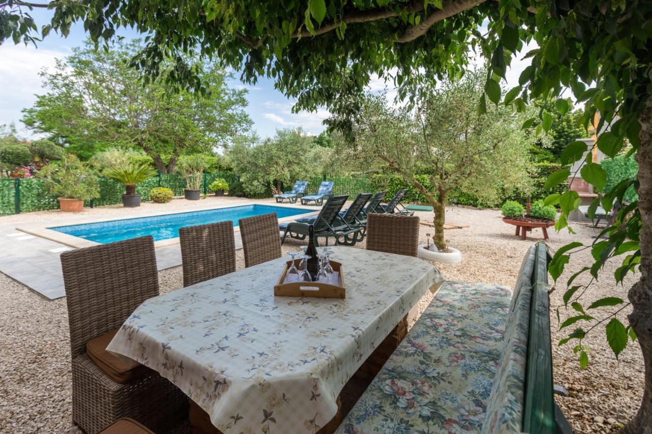 Villa Lucky Brtonigla Buitenkant foto